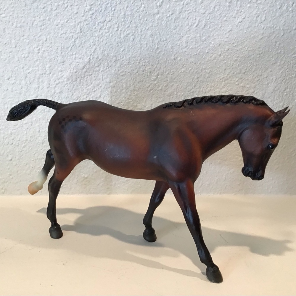 Breyer Traditional Cantering Welsh Pony #1174. Hunter show Pony w quarte…